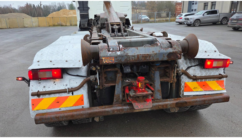 Volvo FH500 6X4 - 吊钩升降车:图5 Volvo FH500 6X4 - 吊钩升降车:图5