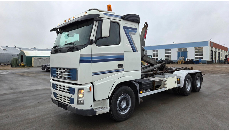 Volvo FH500 6X4 - 吊钩升降车:图1 Volvo FH500 6X4 - 吊钩升降车:图1