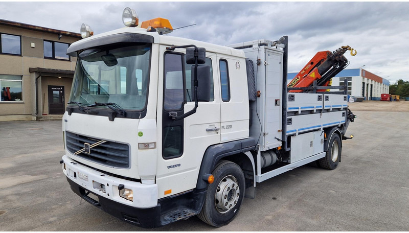 Volvo FL220 4X2 Palfinger PK7501 - 栏板式/ 平板卡车, 起重车:图4 Volvo FL220 4X2 Palfinger PK7501 - 栏板式/ 平板卡车, 起重车:图4