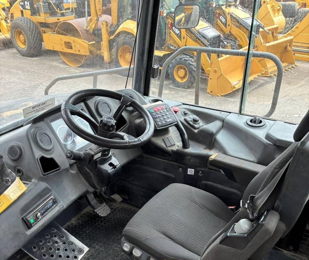 Bell B 30 E (New tyres / Under Preparation) - 铰接式自卸车:图4 Bell B 30 E (New tyres / Under Preparation) - 铰接式自卸车:图4