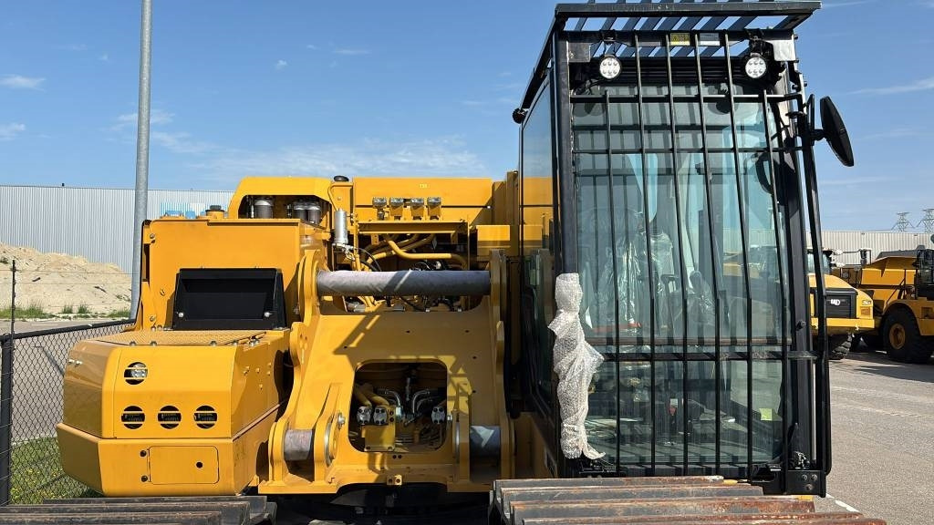 CAT 374 - 履带式挖掘机:图4 CAT 374 - 履带式挖掘机:图4