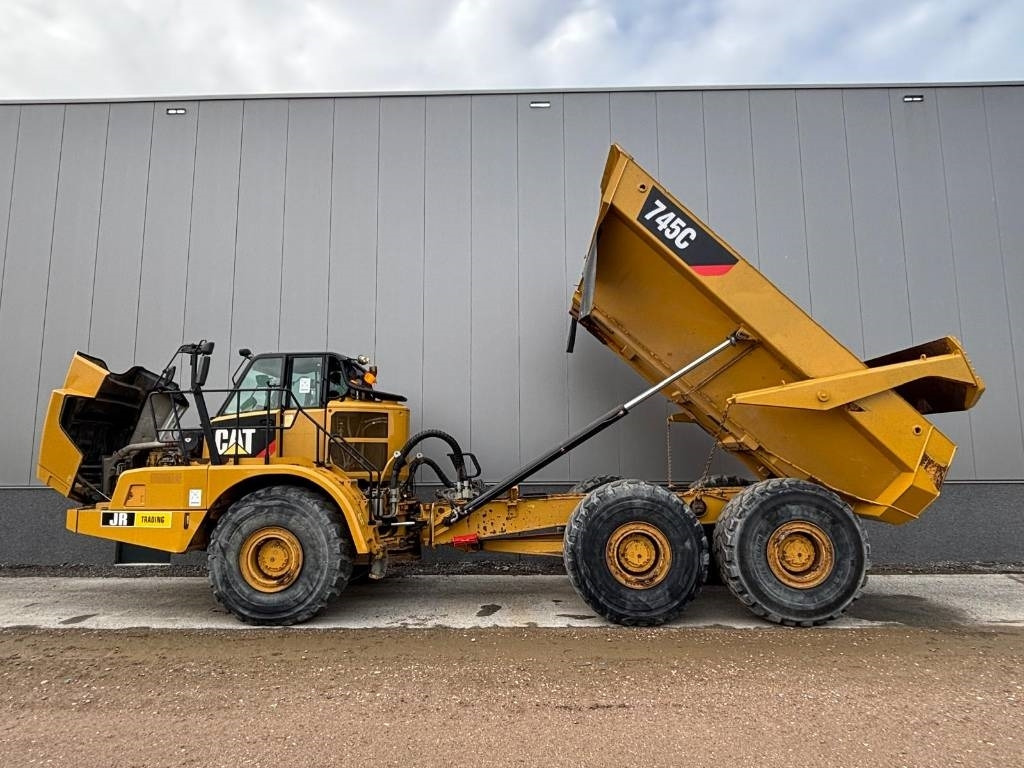 CAT 745 C - 铰接式自卸车:图2 CAT 745 C - 铰接式自卸车:图2