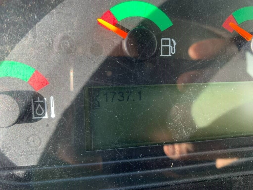 轮式装载机 CAT 906:图11 轮式装载机 CAT 906:图11