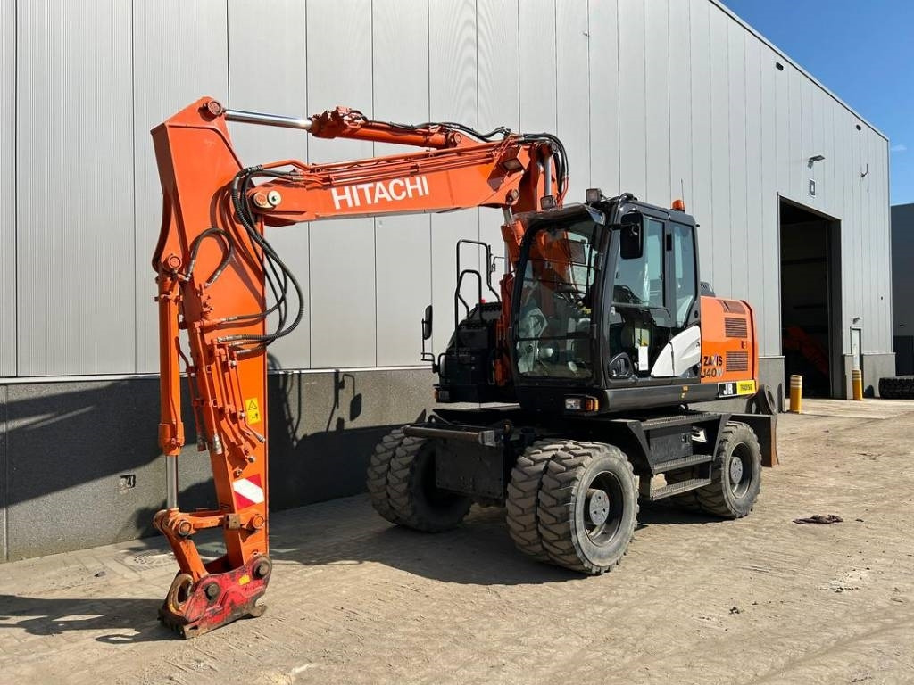 Hitachi ZX 140 W-5B - 轮式挖掘机:图2 Hitachi ZX 140 W-5B - 轮式挖掘机:图2