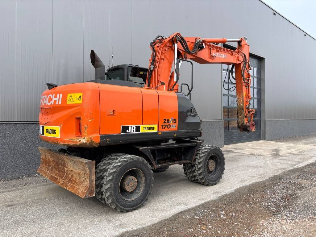 Hitachi ZX 170 W-5 B (low hours/new tires) - 轮式挖掘机:图5 Hitachi ZX 170 W-5 B (low hours/new tires) - 轮式挖掘机:图5