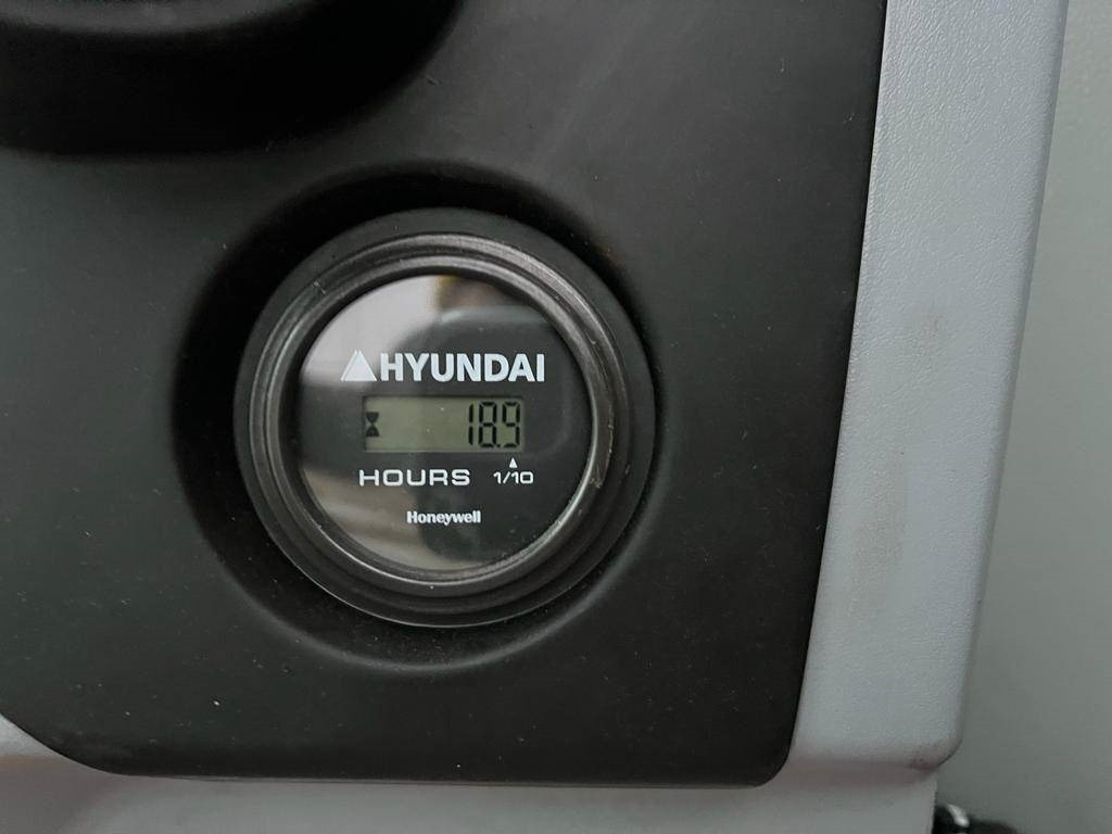 Hyundai R 210 (New / Non CE Certified)  租赁 Hyundai R 210 (New / Non CE Certified)：图10