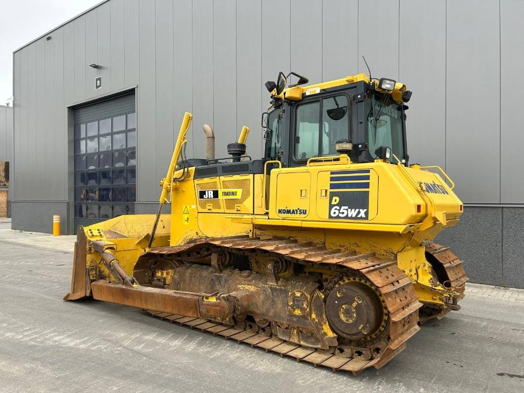 Komatsu D 65 WX-18 - 推土机:图3 Komatsu D 65 WX-18 - 推土机:图3