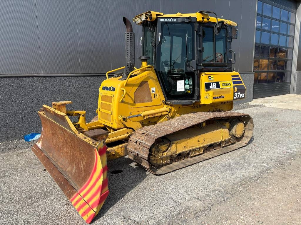 Komatsu D37 PX-23  - 推土机:图1 Komatsu D37 PX-23  - 推土机:图1