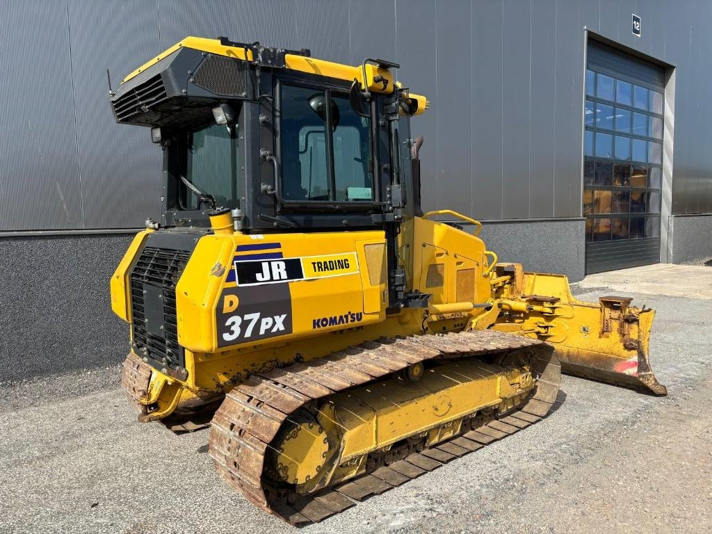 Komatsu D37 PX-23 - 推土机:图5 Komatsu D37 PX-23 - 推土机:图5