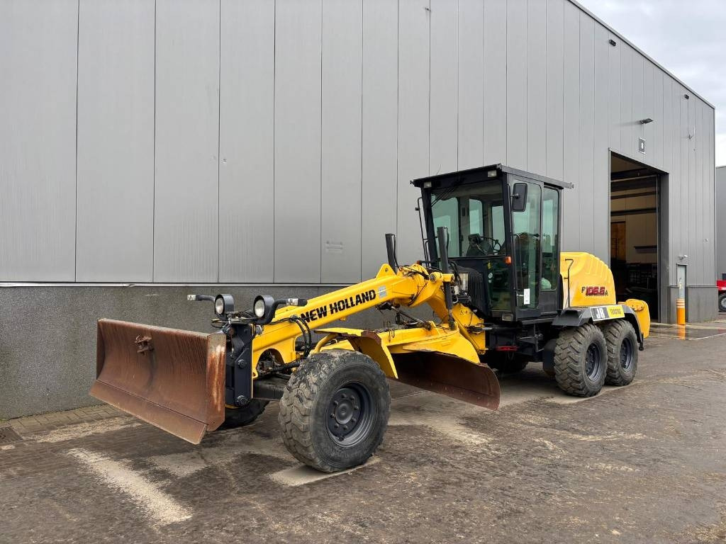 New Holland F 106.6 A - 平路机:图1 New Holland F 106.6 A - 平路机:图1