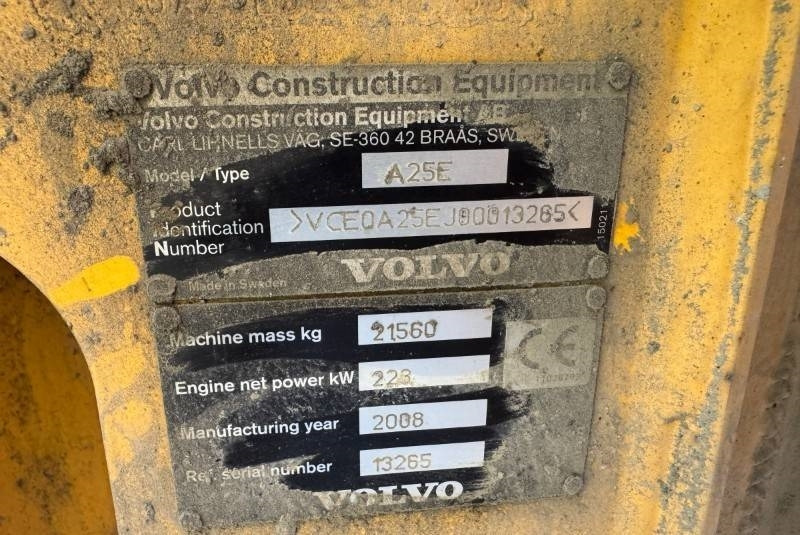 Volvo A 25 E (On Transport) - 铰接式自卸车:图2 Volvo A 25 E (On Transport) - 铰接式自卸车:图2