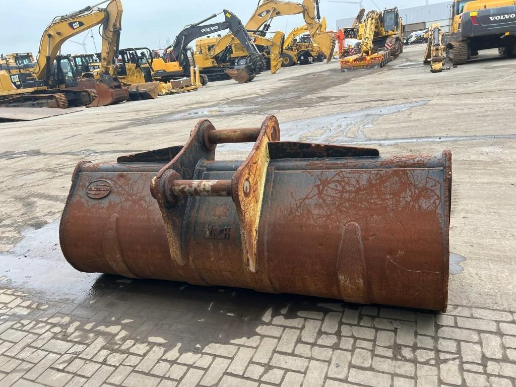 铲斗 适用于 建筑机械 Volvo EC 480 E L coupler + bucket：图7