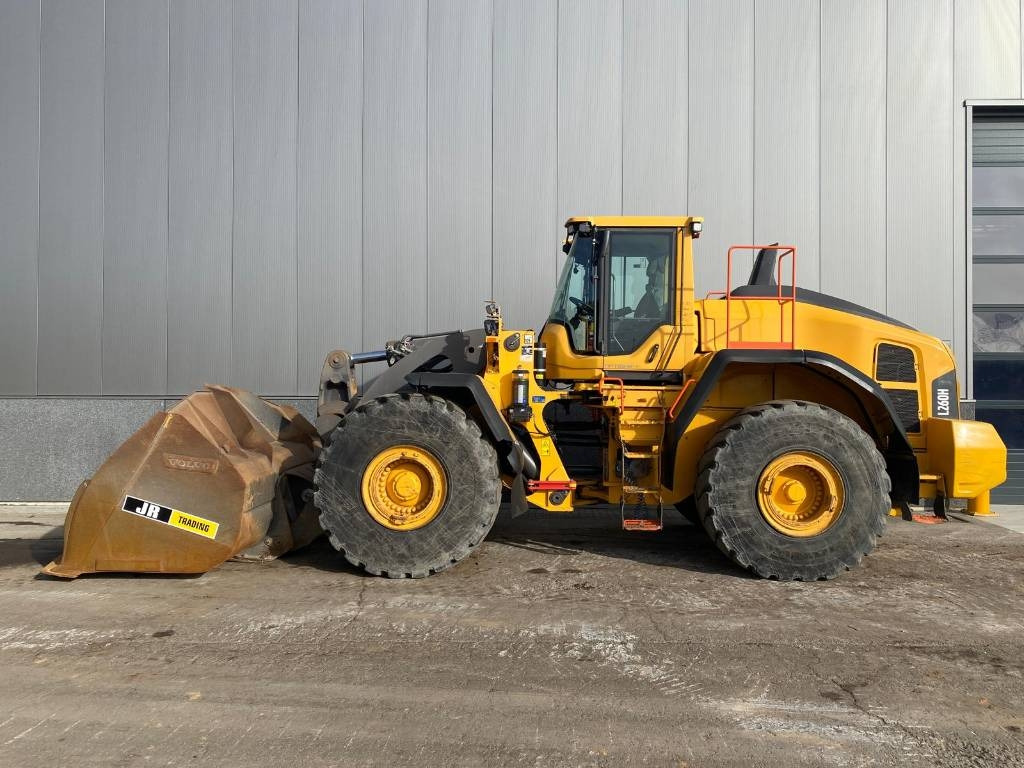 Volvo L 260 H (CDC + BSS) - 轮式装载机:图1 Volvo L 260 H (CDC + BSS) - 轮式装载机:图1