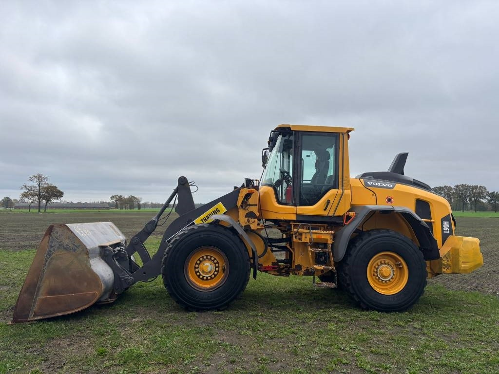 Volvo L 90 H (On Transport) - 轮式装载机:图2 Volvo L 90 H (On Transport) - 轮式装载机:图2