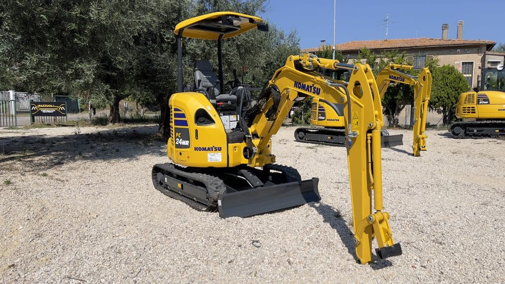 Komatsu PC24MR-5 (tettuccio) - 小型挖掘机:图5 Komatsu PC24MR-5 (tettuccio) - 小型挖掘机:图5