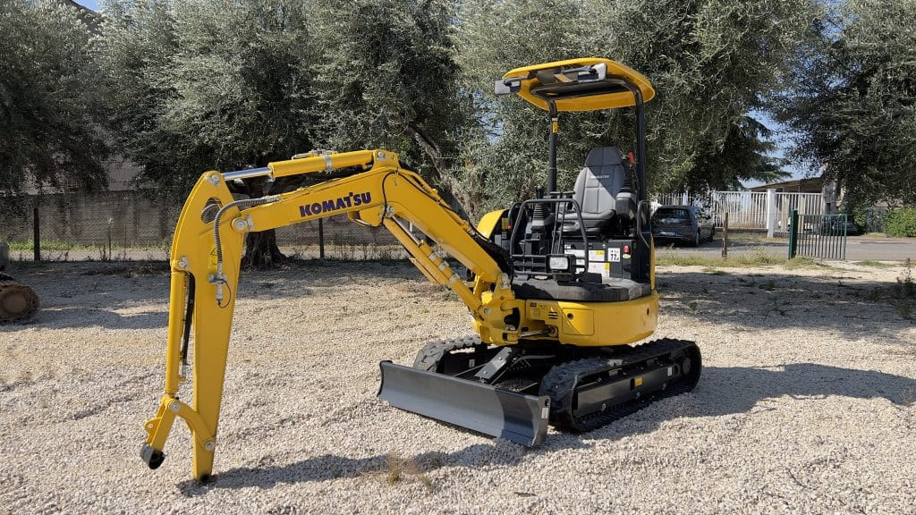 Komatsu PC24MR-5 (tettuccio) - 小型挖掘机:图1 Komatsu PC24MR-5 (tettuccio) - 小型挖掘机:图1