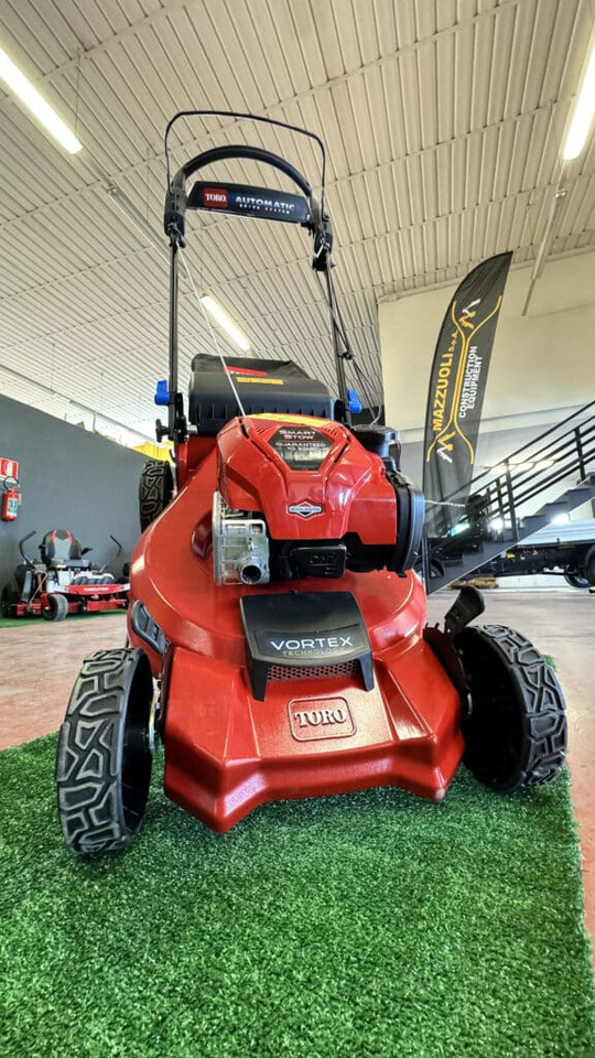 Toro – Tosaerba Super Recycler™ C53AST da 53 cm con SmartStow® 21693 - 园林割草机:图5 Toro – Tosaerba Super Recycler™ C53AST da 53 cm con SmartStow® 21693 - 园林割草机:图5