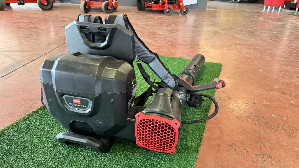 Toro – Zaino e soffiatore Revolution 66200 - 园林设备:图2 Toro – Zaino e soffiatore Revolution 66200 - 园林设备:图2