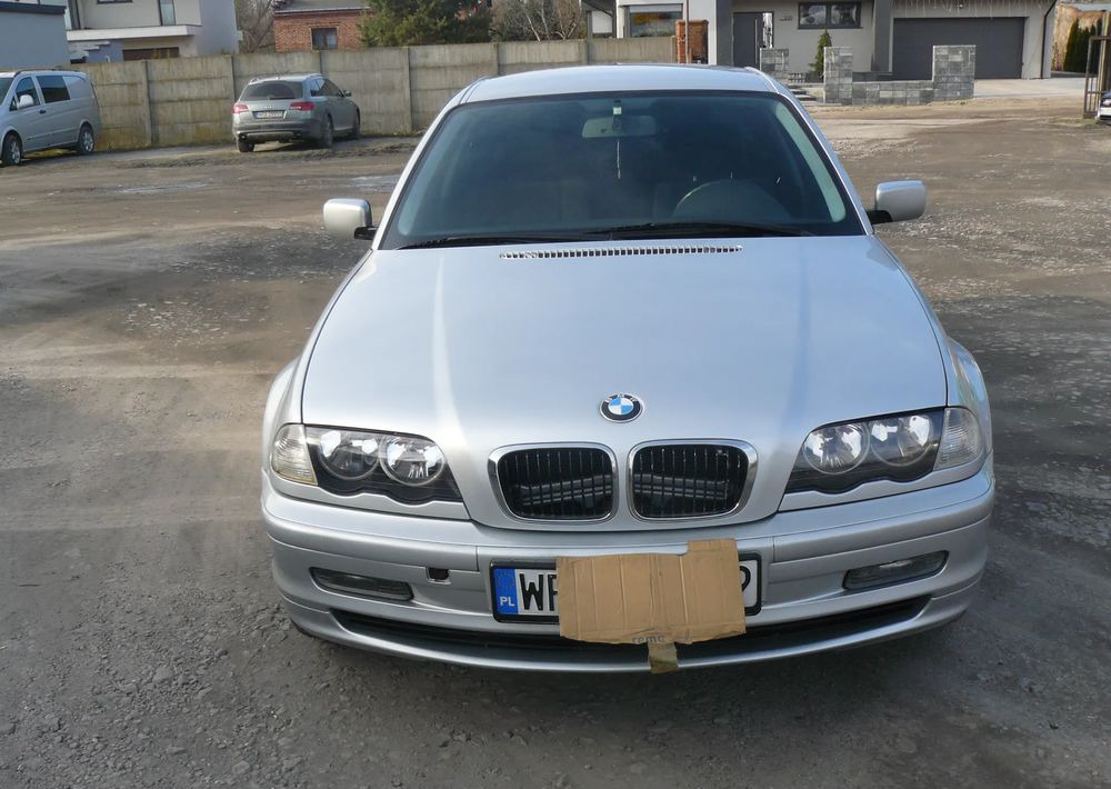 BMW Seria 3 320i - 汽车:图1 BMW Seria 3 320i - 汽车:图1