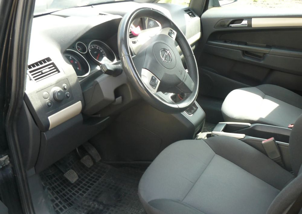 Opel Zafira 1.9 CDTI Cosmo - 越野车:图5 Opel Zafira 1.9 CDTI Cosmo - 越野车:图5