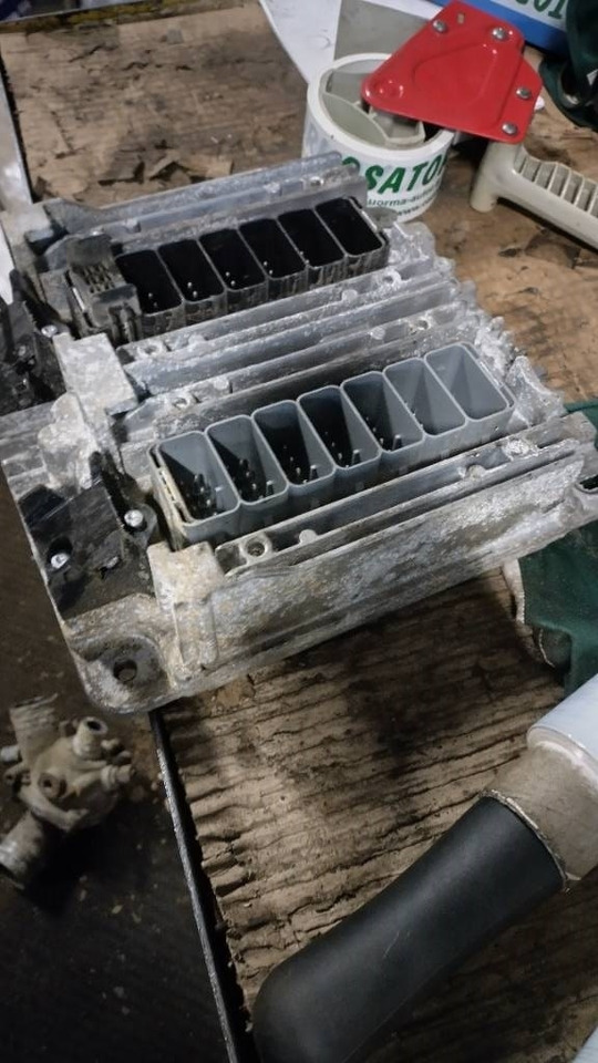 Scania Engine control unit dc16 117  - 电气系统 适用于 卡车:图2 Scania Engine control unit dc16 117  - 电气系统 适用于 卡车:图2