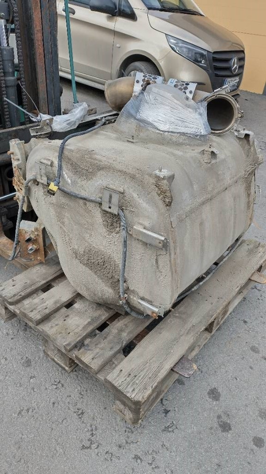 Scania NG580 pystyputki katalysaattori täydellinen pake - 发动机 适用于 卡车:图1 Scania NG580 pystyputki katalysaattori täydellinen pake - 发动机 适用于 卡车:图1