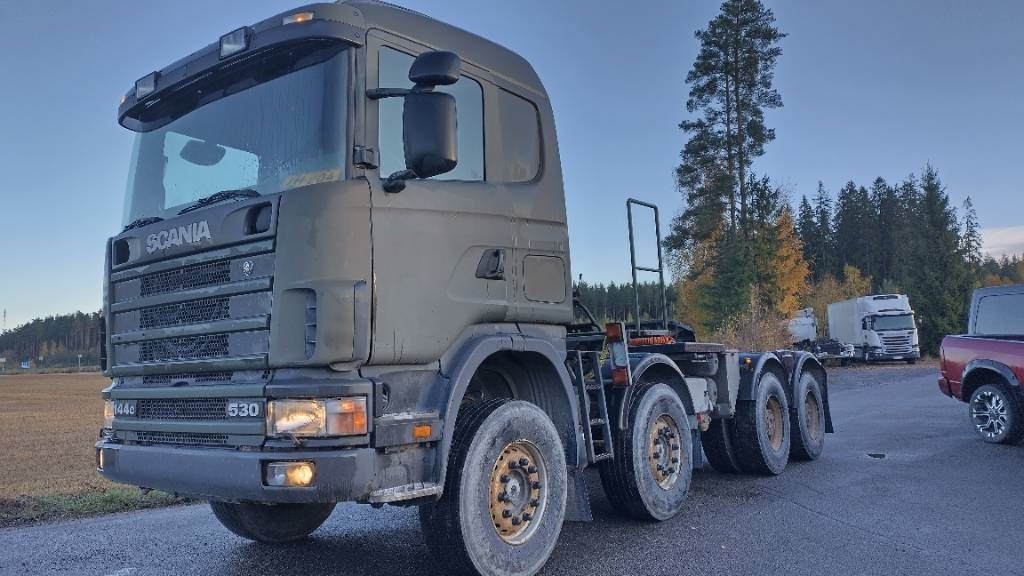 Scania R144 530 8x4 RASKASVETURI - 牵引车:图2 Scania R144 530 8x4 RASKASVETURI - 牵引车:图2