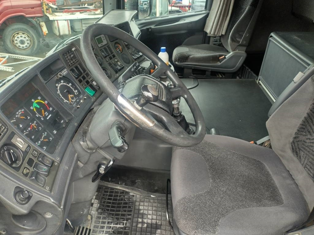 Scania R164 6x2 vetoauto,täysilma,manuaali - 牵引车:图5 Scania R164 6x2 vetoauto,täysilma,manuaali - 牵引车:图5