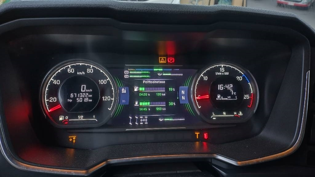 Scania XT650 8x4 puuvarustus,rautajouset - 木材运输车:图5 Scania XT650 8x4 puuvarustus,rautajouset - 木材运输车:图5