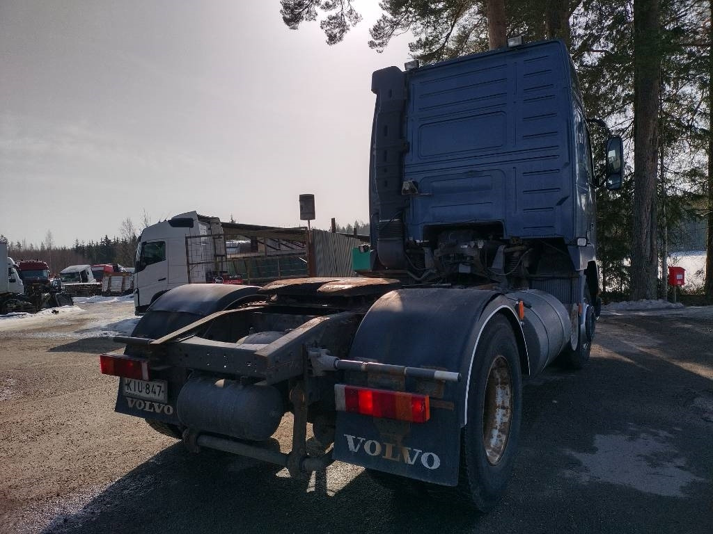 Volvo FH12 kanttilamppu veturi - 牵引车:图3 Volvo FH12 kanttilamppu veturi - 牵引车:图3