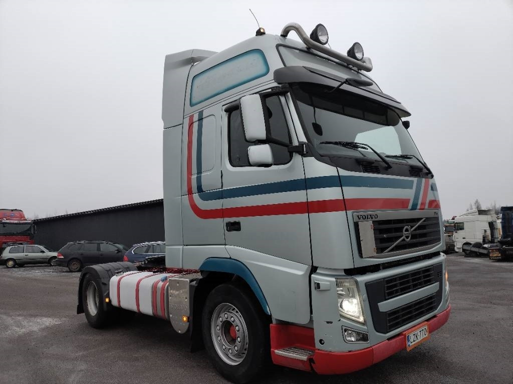 Volvo FH13 460 euro5 veturi täysilmaj. - 牵引车:图2 Volvo FH13 460 euro5 veturi täysilmaj. - 牵引车:图2