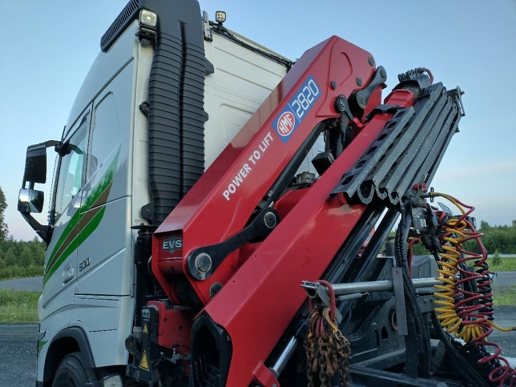 Volvo FH500 tc 6x4 HMF 2820 nosturi+jib,HCT,aj.120tkm - 牵引车:图2 Volvo FH500 tc 6x4 HMF 2820 nosturi+jib,HCT,aj.120tkm - 牵引车:图2