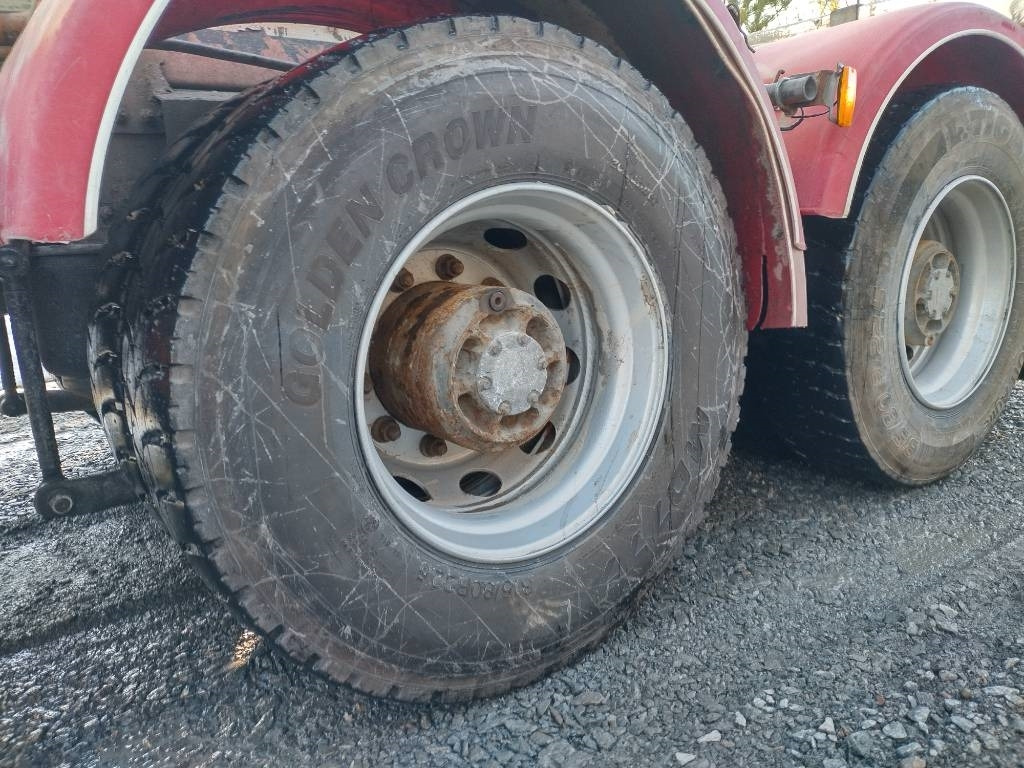 Volvo FH750 puuvarustus, napaperät,trippeli - 木材运输车:图3 Volvo FH750 puuvarustus, napaperät,trippeli - 木材运输车:图3