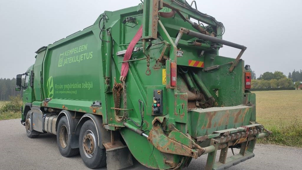 Volvo FM9 6x2 pakkaaja +nostin +etukippo  - 垃圾车:图5 Volvo FM9 6x2 pakkaaja +nostin +etukippo  - 垃圾车:图5