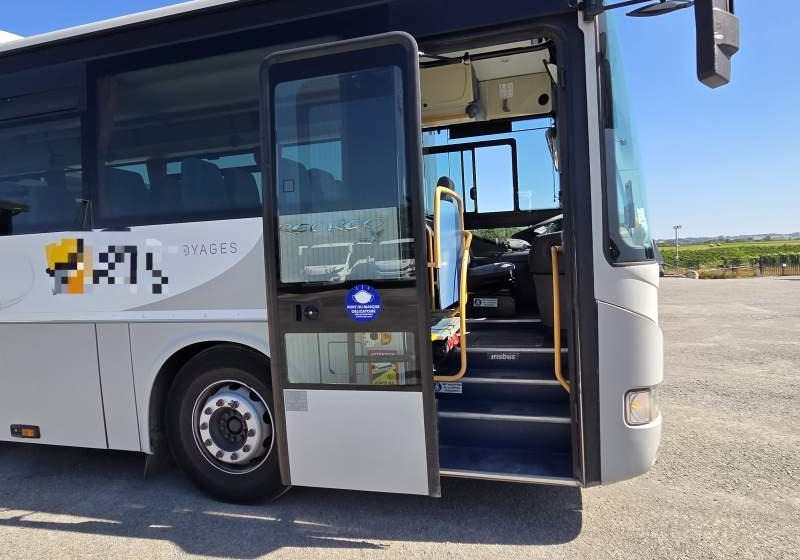 Irisbus RECREO/ SPROWADZONY/ 12 M / PODWÓJNE SZYBY - 郊区巴士:图3 Irisbus RECREO/ SPROWADZONY/ 12 M / PODWÓJNE SZYBY - 郊区巴士:图3