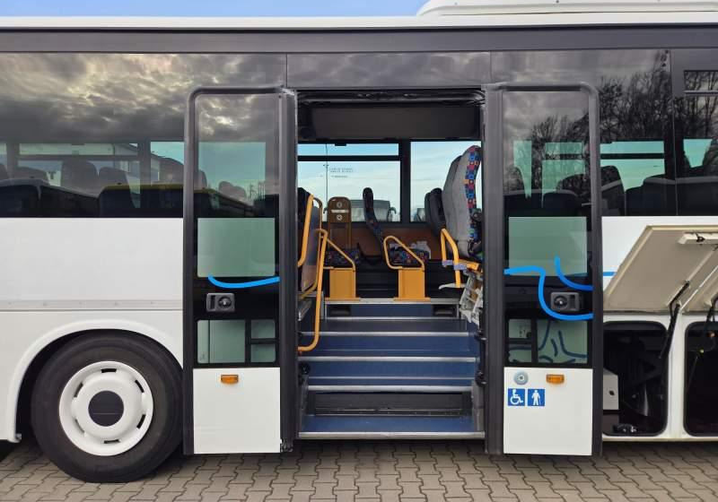 Irisbus RECREO/ SPROWADZONY/ KLIMA / 251 000 KM - 郊区巴士:图5 Irisbus RECREO/ SPROWADZONY/ KLIMA / 251 000 KM - 郊区巴士:图5