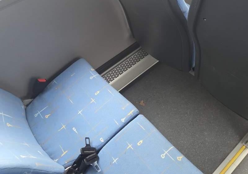 Irisbus WING 2 / INDCAR / SPROWADZONY/ 34 MIEJSCA / EEV - 郊区巴士:图4 Irisbus WING 2 / INDCAR / SPROWADZONY/ 34 MIEJSCA / EEV - 郊区巴士:图4