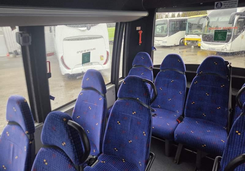 Irisbus WING2 / SPROWADZONY / 34 MIEJSCA/ MANUAL - 小型巴士, 小型客车:图4 Irisbus WING2 / SPROWADZONY / 34 MIEJSCA/ MANUAL - 小型巴士, 小型客车:图4