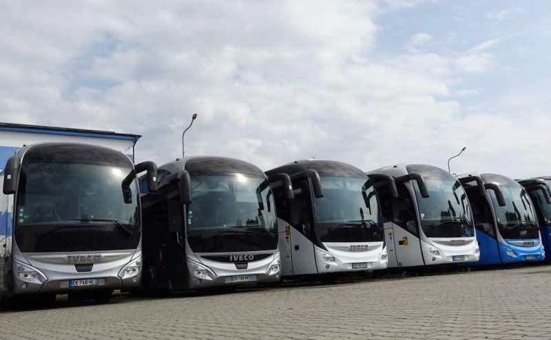Iveco MAGELYS / SPROWADZONE / 12.80 M / 12.20 M / EURO 6 - 长途客车:图2 Iveco MAGELYS / SPROWADZONE / 12.80 M / 12.20 M / EURO 6 - 长途客车:图2