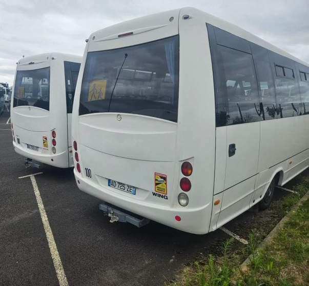 Iveco WING / SPROWADZONY/ 34 MIEJSCA/ MANUAL - 小型巴士, 小型客车:图3 Iveco WING / SPROWADZONY/ 34 MIEJSCA/ MANUAL - 小型巴士, 小型客车:图3