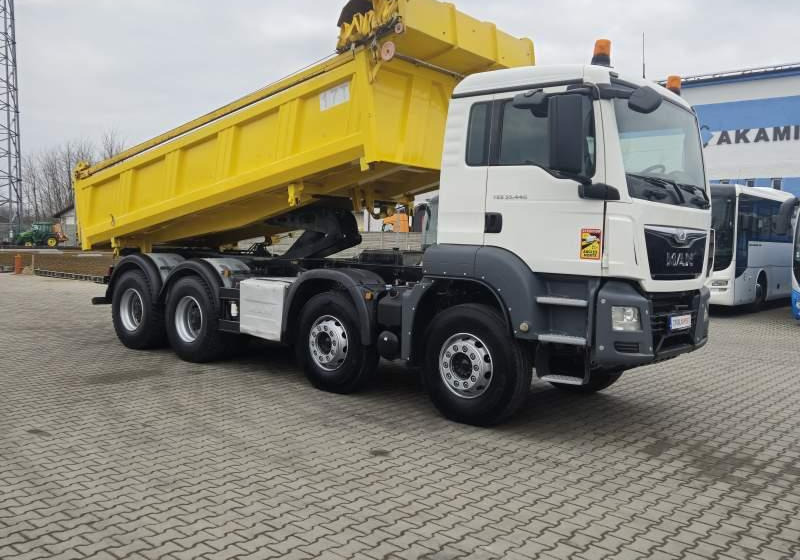 MAN TGS 35.440/SPROWADZONY Z FR/8x4/EURO6 - 翻斗车:图3 MAN TGS 35.440/SPROWADZONY Z FR/8x4/EURO6 - 翻斗车:图3