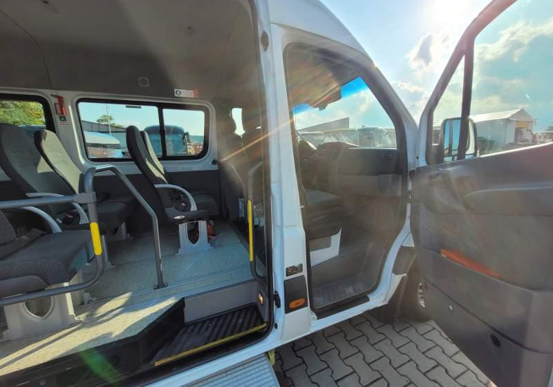 Mercedes-Benz 513 SPRINTER TRANSFER / SPROWADZONY/ MANUAL - 小型巴士, 小型客车:图4 Mercedes-Benz 513 SPRINTER TRANSFER / SPROWADZONY/ MANUAL - 小型巴士, 小型客车:图4