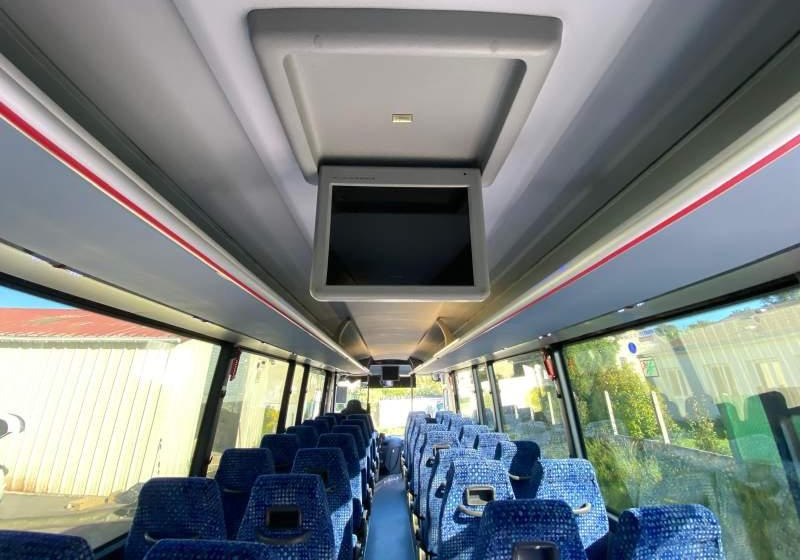 Neoplan TRENDLINER / SPROWADZONY / KLIMATYZACJA/ MANUAL - 郊区巴士:图2 Neoplan TRENDLINER / SPROWADZONY / KLIMATYZACJA/ MANUAL - 郊区巴士:图2