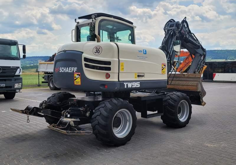 Schaeff TW95 / SPROWADZONA Z FRANCJI/ 6 500 MTH - 轮式挖掘机:图3 Schaeff TW95 / SPROWADZONA Z FRANCJI/ 6 500 MTH - 轮式挖掘机:图3