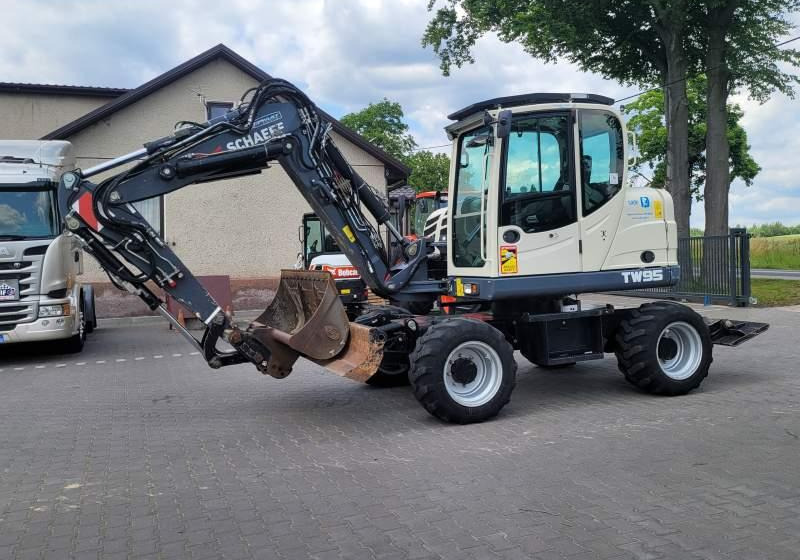Schaeff TW95 / SPROWADZONA Z FRANCJI/ 6 500 MTH - 轮式挖掘机:图1 Schaeff TW95 / SPROWADZONA Z FRANCJI/ 6 500 MTH - 轮式挖掘机:图1