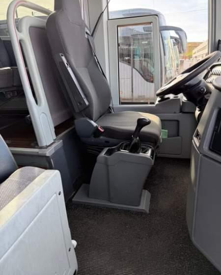 VanHool ALICRON TX16 / SPROWADZONY / 59 MIEJSC/ WC - 长途客车:图3 VanHool ALICRON TX16 / SPROWADZONY / 59 MIEJSC/ WC - 长途客车:图3