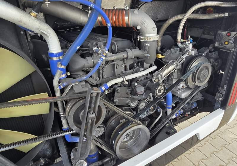 VanHool EX16 / SPROWADZONY Z FR / 65 MIEJSC / 146 000 KM 租赁 VanHool EX16 / SPROWADZONY Z FR / 65 MIEJSC / 146 000 KM：图26