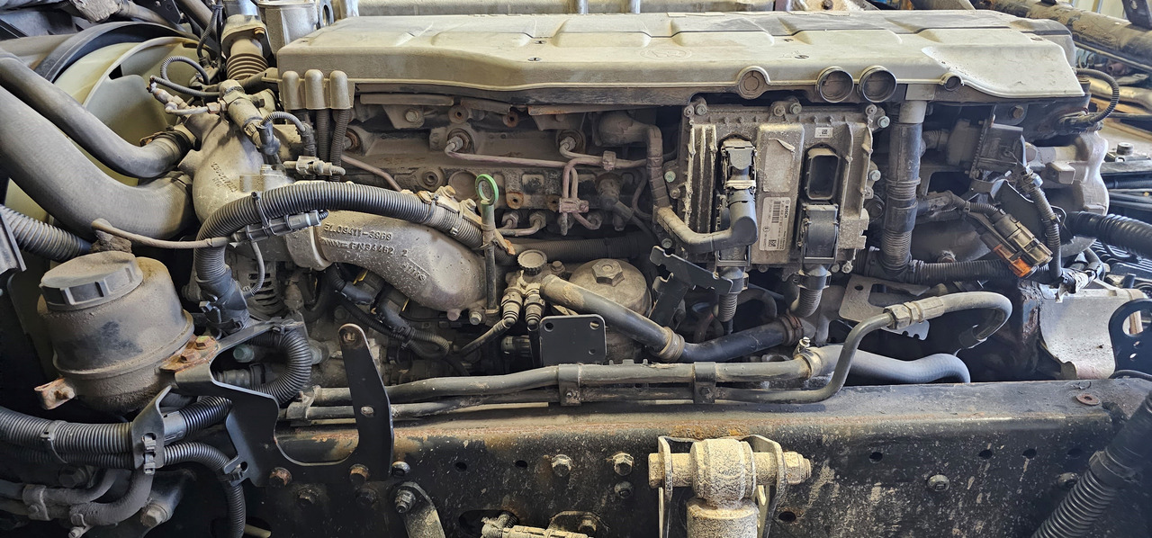 MAN MAN TGX / TGS EURO 6 engine D2676, D2066, type LF25 440KM, D2066LF61, D2676LF25, D2676LF26, D2676LF45, D2676LF4, 51.01100-6410/6737, 81.00506-9523, 81.00501-6309, D2676LF46, D2676LF05, D2676LF22, D267 - 备件 适用于 卡车:图5 MAN MAN TGX / TGS EURO 6 engine D2676, D2066, type LF25 440KM, D2066LF61, D2676LF25, D2676LF26, D2676LF45, D2676LF4, 51.01100-6410/6737, 81.00506-9523, 81.00501-6309, D2676LF46, D2676LF05, D2676LF22, D267 - 备件 适用于 卡车:图5