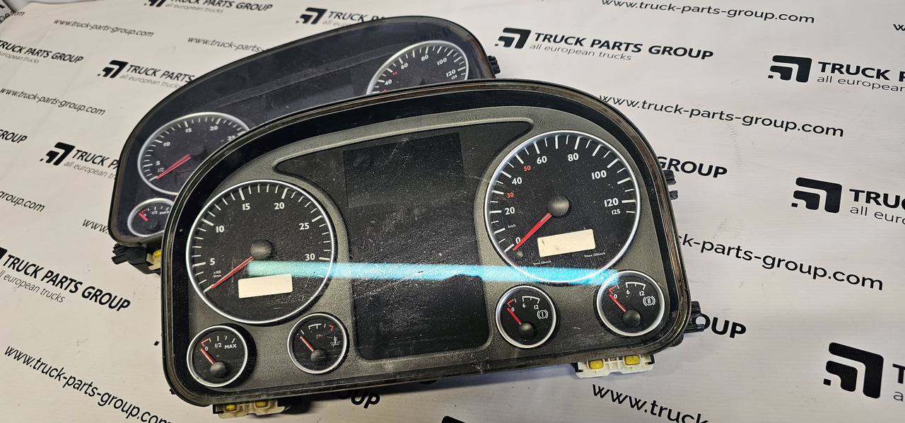 MAN MAN TGX / TGS EURO6 instrument panel, dashboard, information panel, instrument cluster 81272026265, 81258077136, 81272026268, 81258077149, 81258077142, 81272026252, 81272026254, 81258077138, 812720262 - 备件 适用于 卡车:图2 MAN MAN TGX / TGS EURO6 instrument panel, dashboard, information panel, instrument cluster 81272026265, 81258077136, 81272026268, 81258077149, 81258077142, 81272026252, 81272026254, 81258077138, 812720262 - 备件 适用于 卡车:图2