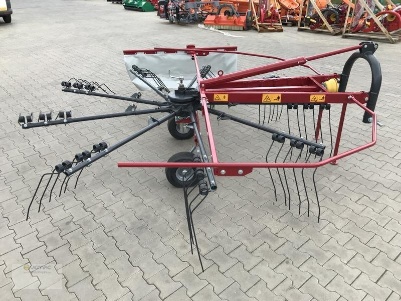新的 翻草机/ 搂草机 Agromehanika Kreiselschwader 300cm 3m Heuschwader Schwader Einkreisel Kreiselheuschwader NEU：图11